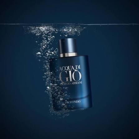 Giorgio Armani Acqua di Giò Profondo Parfum — Frescura profunda con elegancia moderna
