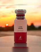 Love Spark — Cereza dulce que enciende miradas