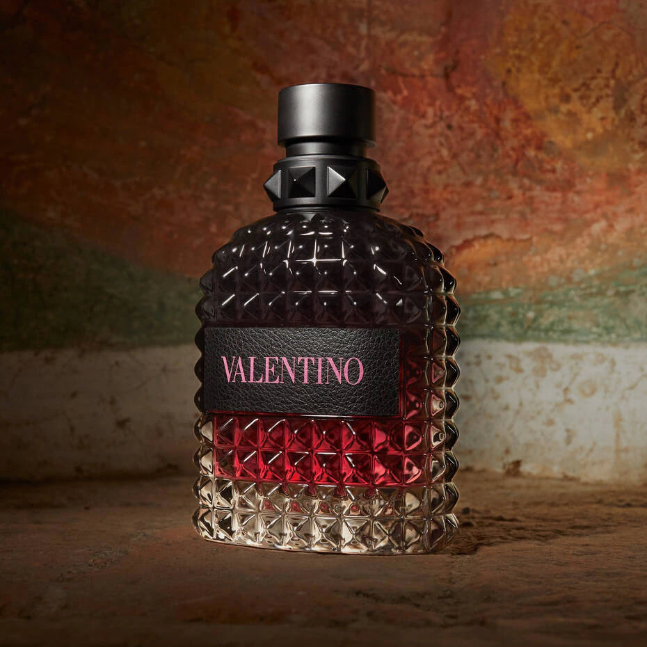 Valentino Uomo Born in Roma Intense — Vainilla elegante con espíritu moderno